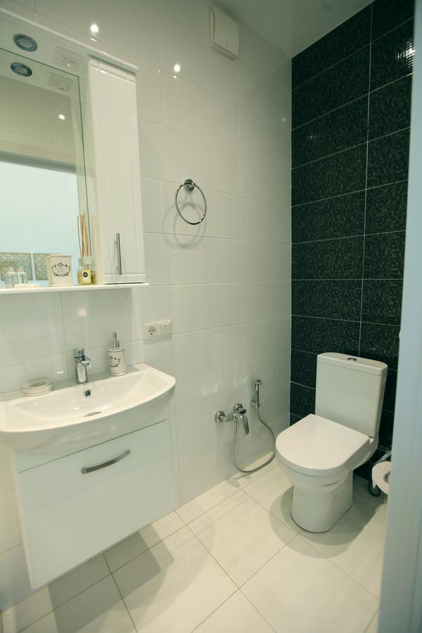 Diplomat Apartment Tbilisi Buitenkant foto